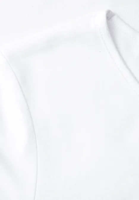 Basic Langarm Shirt in Unifarbe White Schlichtes weißes T-Shirt aus Baumwolle mit Rundhalsausschnitt (Schulteransicht).