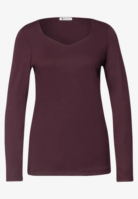 Koszulka z długim rękawem i dekoltem w kształcie kwadratu rustic rouge Prosty damski longsleeve w głębokim odcieniu śliwki z subtelnym dekoltem w serek.