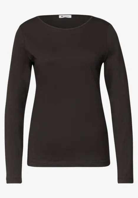 Schlichtes, langärmeliges, schwarzes Damen-Shirt mit Rundhalsausschnitt.