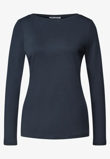 Dunkelblaues, schlichtes Langarmshirt mit rundem Halsausschnitt.