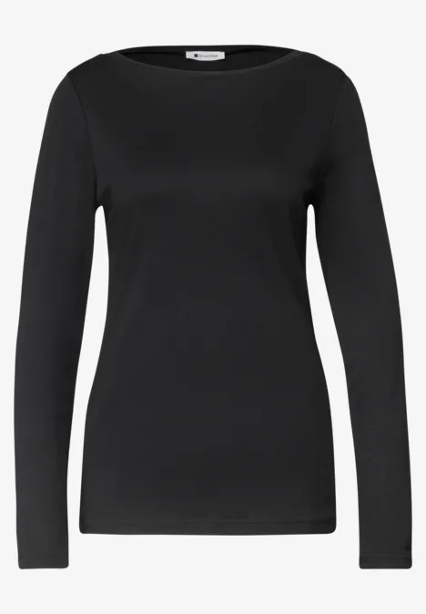 Schlichtes schwarzes Langarmshirt