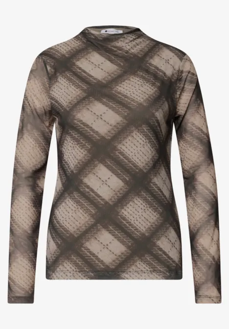Lang mouw shirt met bruin-grijs ruitpatroon.