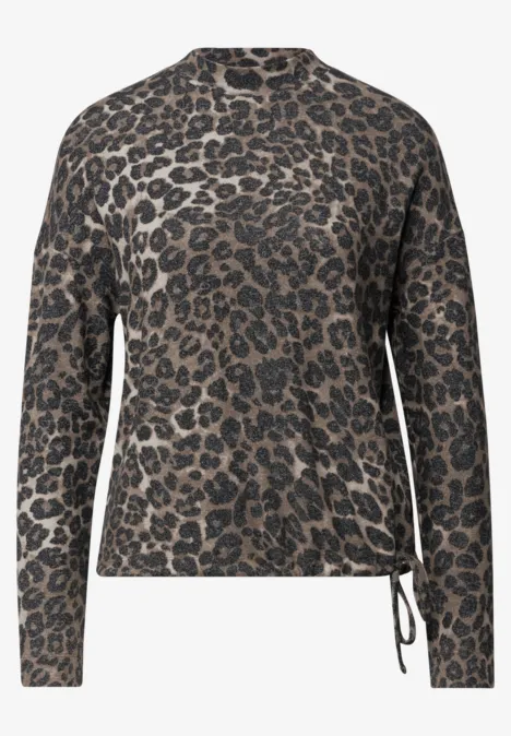 Langarm Shirt mit Turtle neck und Leo-Muster Black Leichter Damenpullover mit braun-schwarzem Leopardenprint, langärmlig und seitlicher Kordelzug am Saum.