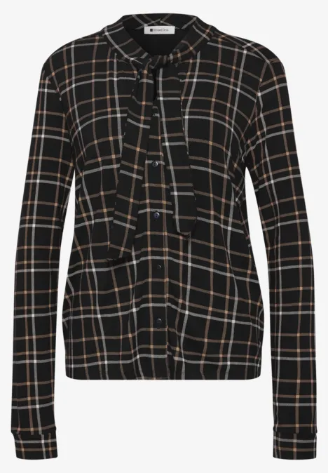 Langarm Shirt im Blusen-Look mit Karomuster Black Schwarze Langarm-Bluse mit Karomuster und Schleifenkragen.