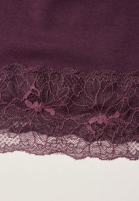 Shirt met lange mouwen, boothals en kant berry plum Bordeauxrode stof met fijne bloemrijke kanten rand