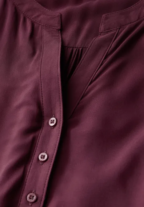 Basic blouse in effen kleur dark cherry red Basic blouse in effen kleur dark cherry red