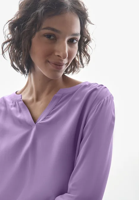 Bluse in Unifarbe light violet