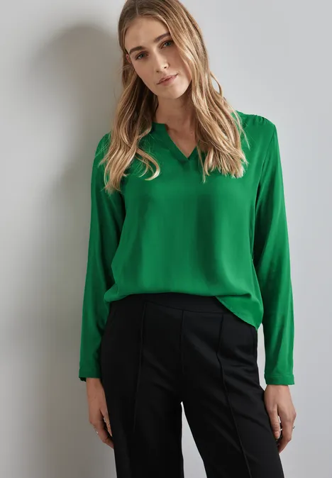 Bluse in Unifarbe vibrant green