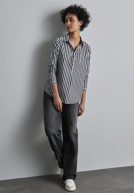Gestreifte Business-Bluse Black