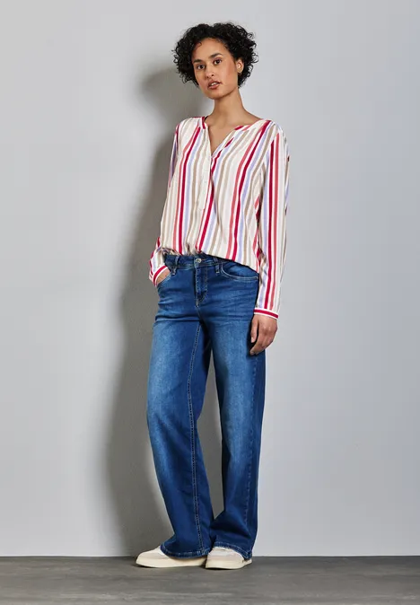 Gemusterte Bluse power berry