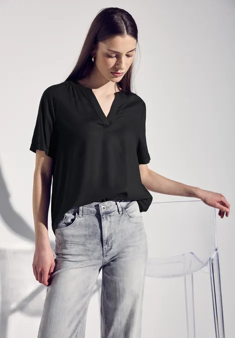 Bluse in Unifarbe Black