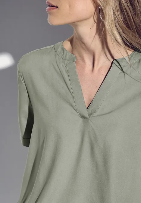 Bluse in Unifarbe dusty milky green