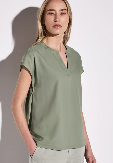 Bluse in Unifarbe dusty milky green