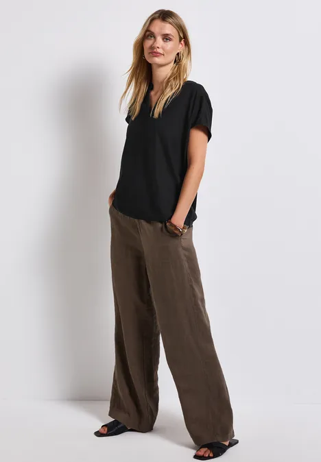 Split Neck Bluse in Unifarbe Black