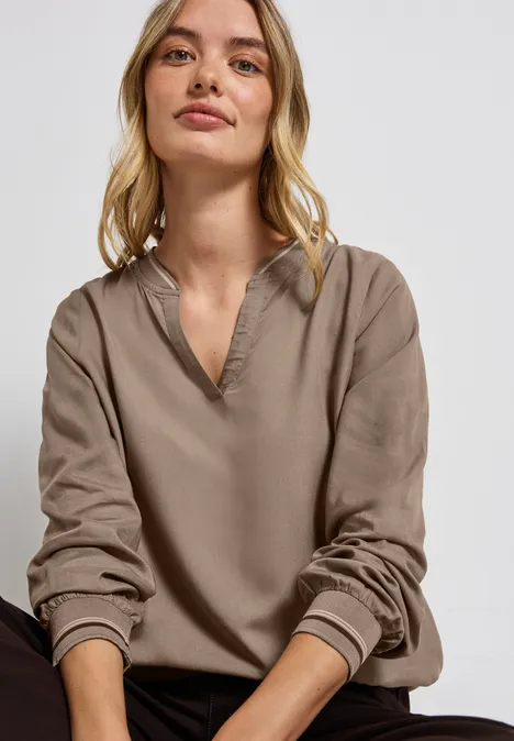 Split Neck Bluse mit Tape bark brown