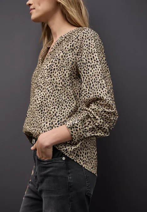 Cordbluse im Leo-Look sanded beige