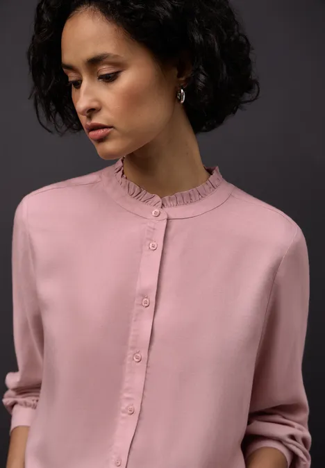Gemêleerde blouse met ruches powder pink mel.