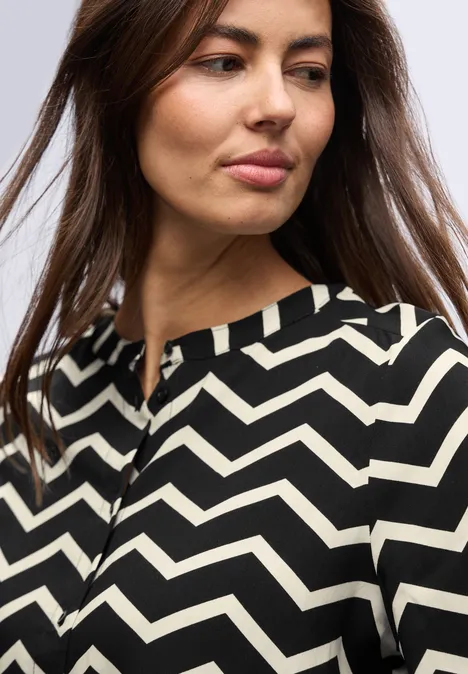 Bluse mit Zick-Zack-Muster Black