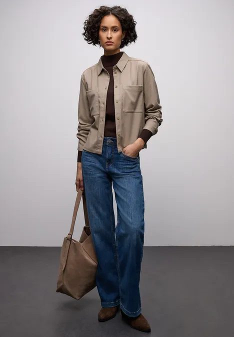 Overhemd blouse met zakken light terra mocha mel.