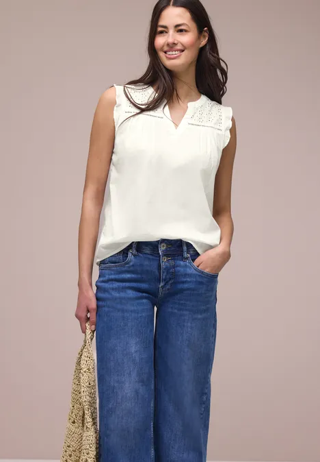 Blusentop mit Split Neck und Shiffleydetails off white
