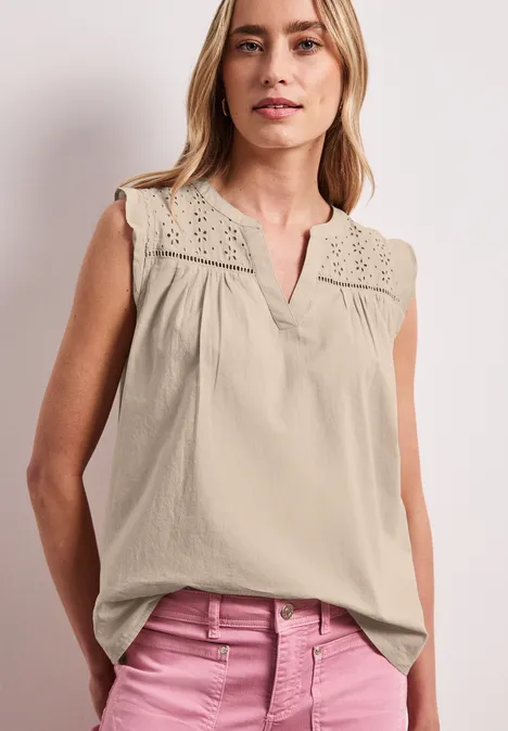 Blusentop mit Split Neck und Shiffleydetails clay sand