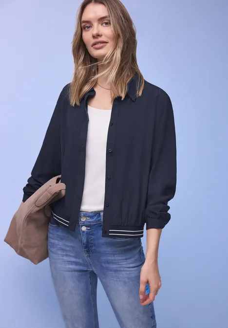 Chemisier avec détails collégiaux shadowed navy