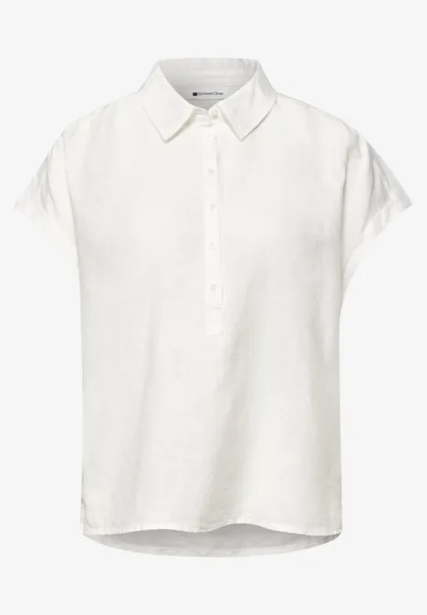 Wit kort mouwen blouse met kraag en knoopsluiting.