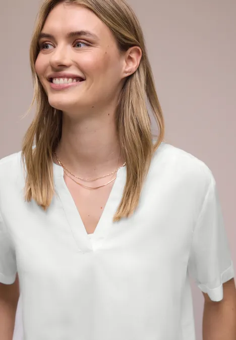 Kurzarm Bluse mit Turn-Up off white
