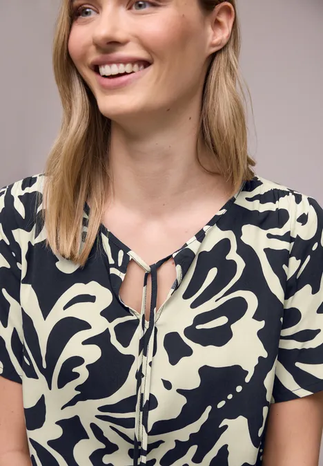 Bluzka koszulowa z detalami ze sznurka shadowed navy