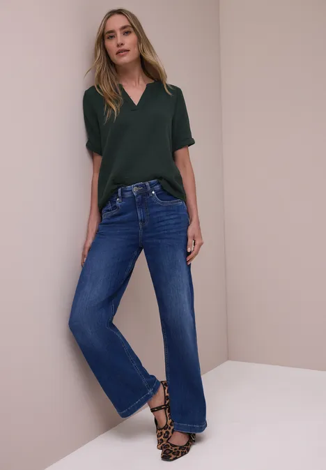 Kurzarm Bluse in Musselinqualität pine grove green