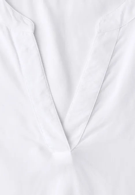 Blouse met gespleten hals en omslag White