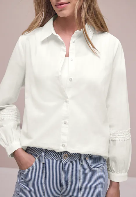 Langarm Bluse mit Crochetdetails off white Langarm Bluse mit Crochetdetails off white