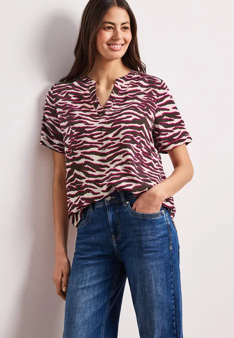 Kurzarm Bluse mit Split Neck und Print minimal rose Kurzarm Bluse mit Split Neck und Print minimal rose