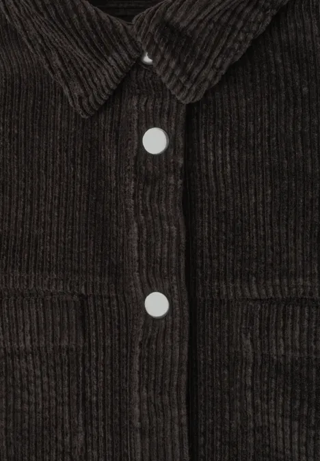 Corduroy overhemd met lange mouwen en knopen black coffee Braune Cordjacke mit aufgesetzten Brusttaschen und weißen Druckknöpfen