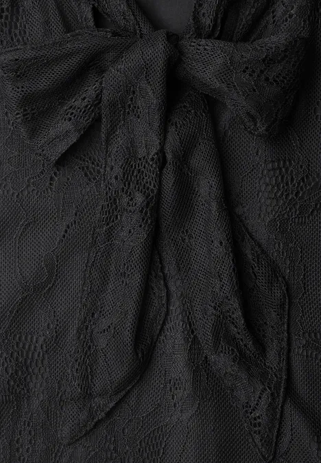 Langarm Bluse aus Spitze mit Schleifendetail Black Schwarzer Spitzenstoff mit filigraner Schleife in der Mitte