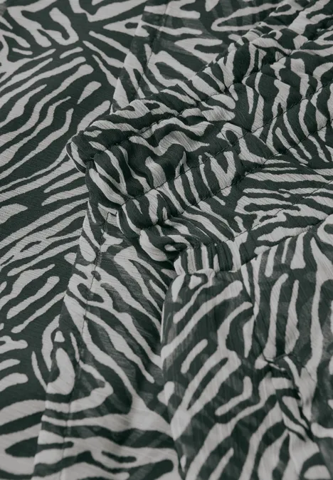 Gemusterter Chiffon-Rock pine grove green