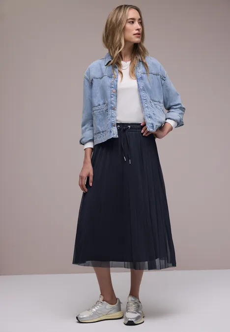 Jupe midi en mesh à structure plissée shadowed navy Jupe midi en mesh à structure plissée shadowed navy