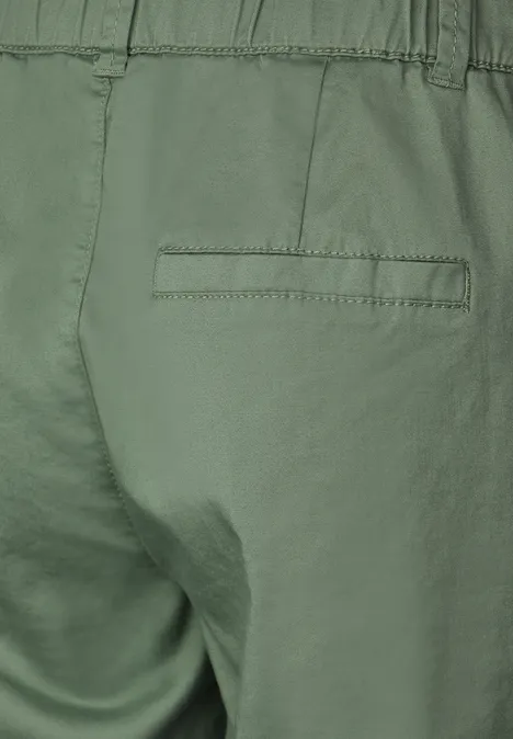 Casual Fit Chinohose dry salvia green