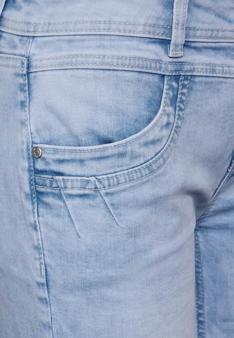 Jeans Bermuda Shorts super light blue washed