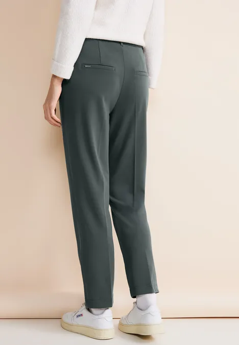 Pantalon chino coupe classique marshy green