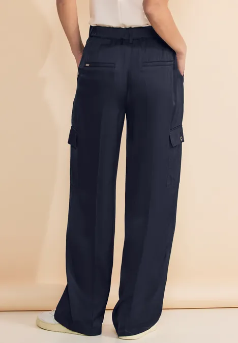 Casual Fit Satin Hose deep blue