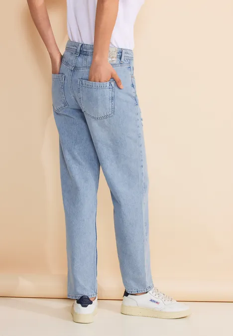 Jean used coupe classique light blue destroyed