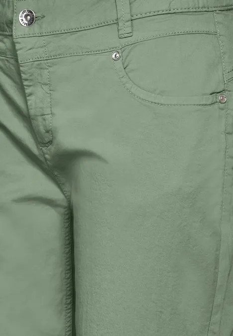 Casual Fit Twill Hose dry salvia green