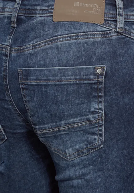 Jeans im Casual Fit heavy indigo wash
