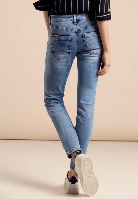 Slim Fit Jeans light blue random wash