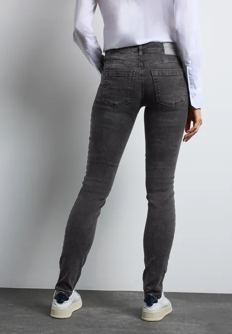 Jeans im Slim Fit authentic grey wash