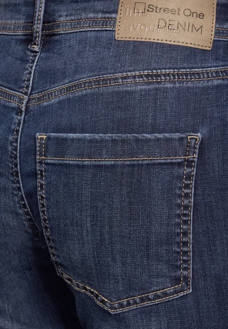 Jeans im Casual Fit authentic indigo wash