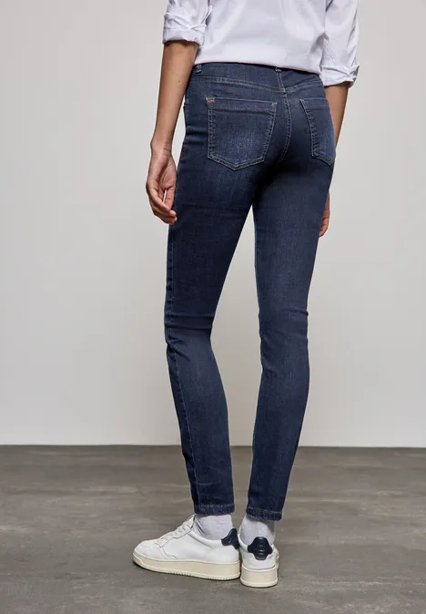 Jeans im Slim Fit deep indigo washed