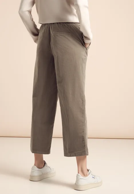 Cordhose im Casual Fit dark taupe