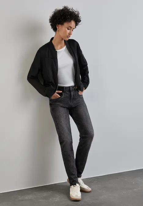 Jeans im Casual Fit authentic grey wash